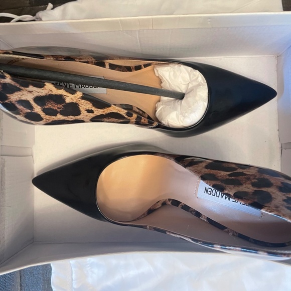 Women’s Steve Madden high heels, leopard/black, size 8 - Picture 5 of 5